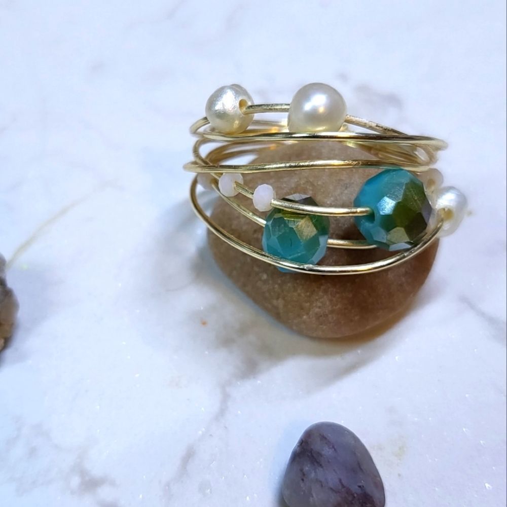 Handmade crystal and pearls gold wire ring size 8 new
